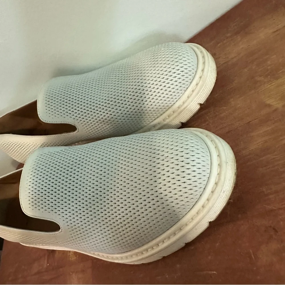 Aquatalia Kay Wedge Slip On Loafer Sneakers Embossed Size 7.5